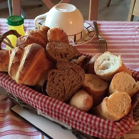 L'etable Des Amis Escalans