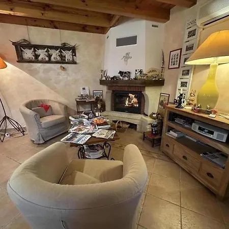 Bed & Breakfast L'etable Des Amis 3*