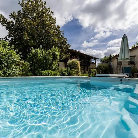 L'etable Des Amis Bed & Breakfast Escalans