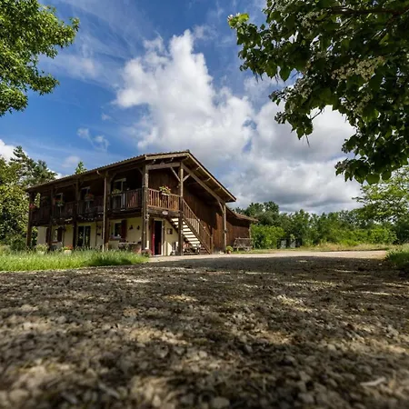 L'etable Des Amis Bed & Breakfast Escalans