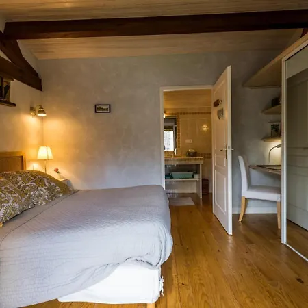 Bed & Breakfast L'etable Des Amis Escalans