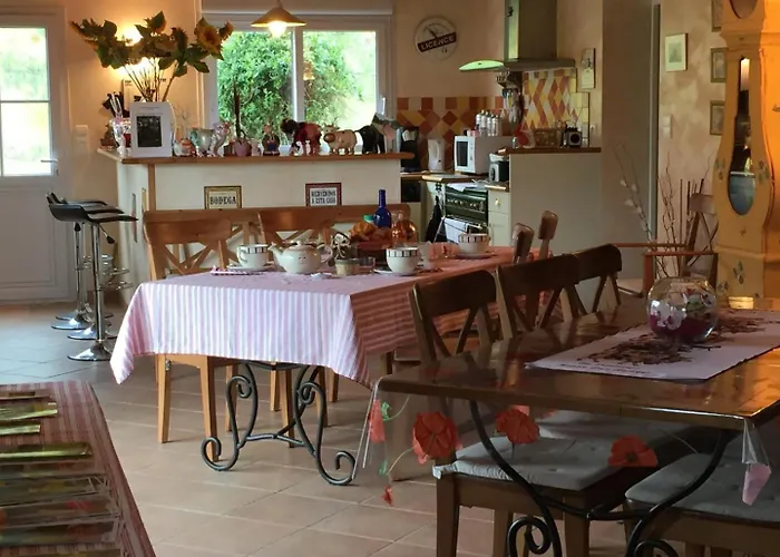 L'etable Des Amis Bed & Breakfast Escalans